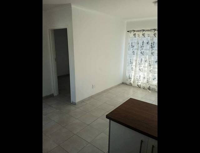 2 BEDROOM APARTMENT FOR SALE IN SOUTHFORK